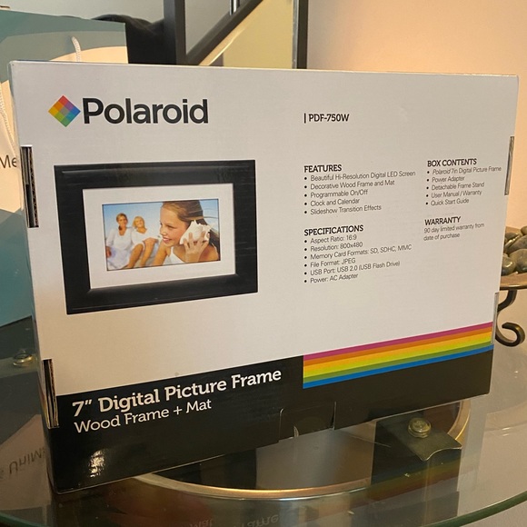 New Polaroid 7” Digital Picture Frame - Picture 1 of 5